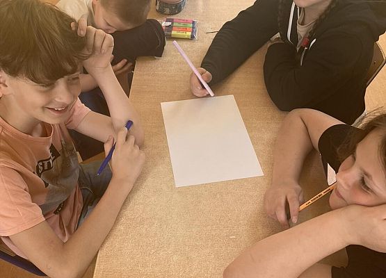 Grafika 16: Klasa IVB wzięła udział w warsztatach zorganizowanych w ramach Programu Projektor