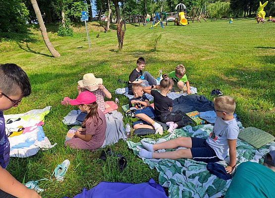 Grafika 47: Obchody Dnia Pustej Klasy w szkole w Wicku