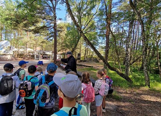 Grafika 17: Wycieczka do Rąbki i na wydmy ruchome klasy IB