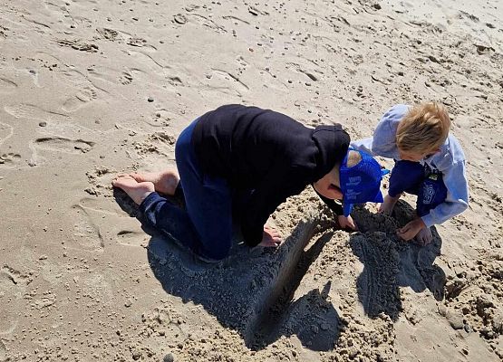 Grafika 28: Wycieczka do Rąbki i na wydmy ruchome klasy IB