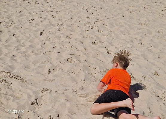 Grafika 33: Wycieczka do Rąbki i na wydmy ruchome klasy IB