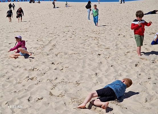 Grafika 42: Wycieczka do Rąbki i na wydmy ruchome klasy IB