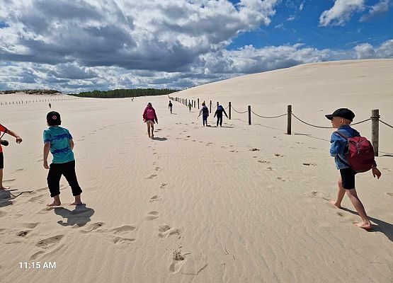 Grafika 43: Wycieczka do Rąbki i na wydmy ruchome klasy IB