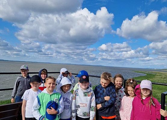 Grafika 81: Wycieczka do Rąbki i na wydmy ruchome klasy IB