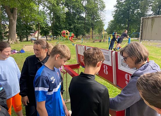 Grafika 35: Wizyta OSP Wicko podczas Dnia Sportu i Dnia Dziecka w szkole w Wicku