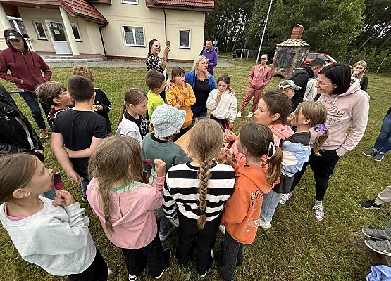 Grafika 56: Klasa IIIB na biwaku w Żarnowskiej