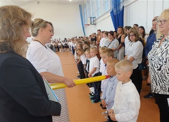 Grafika 14: Uroczysty apel z okazji rozpoczęcia roku szkolnego 2024/2025