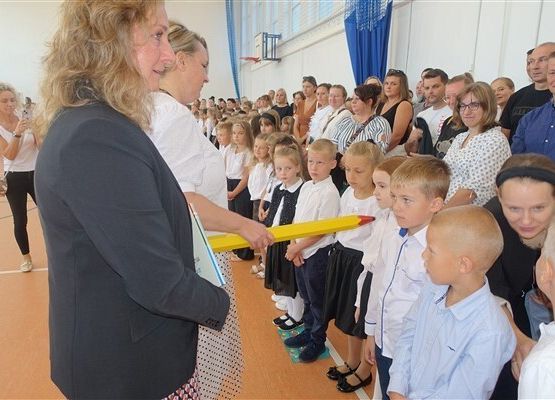 Grafika 16: Uroczysty apel z okazji rozpoczęcia roku szkolnego 2024/2025