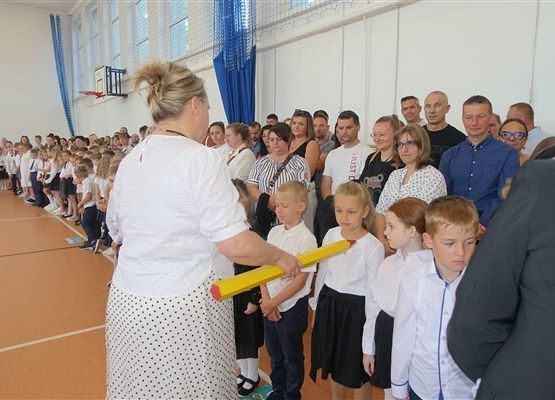 Grafika 17: Uroczysty apel z okazji rozpoczęcia roku szkolnego 2024/2025