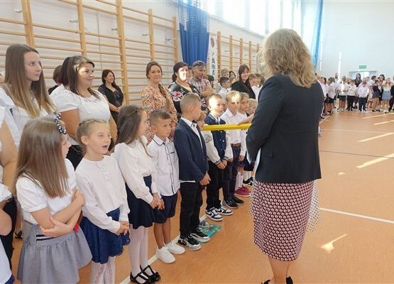 Grafika 28: Uroczysty apel z okazji rozpoczęcia roku szkolnego 2024/2025