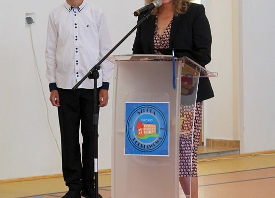 Grafika 50: Uroczysty apel z okazji rozpoczęcia roku szkolnego 2024/2025