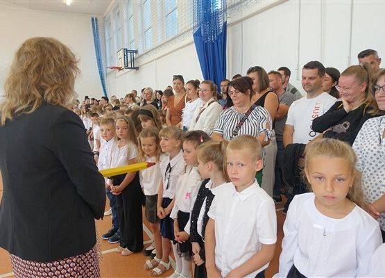 Grafika 58: Fotorelacja z uroczystego apelu z okazji rozpoczęcia roku szkolnego 2024/2025