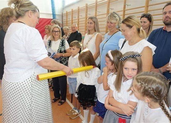 Grafika 73: Fotorelacja z uroczystego apelu z okazji rozpoczęcia roku szkolnego 2024/2025