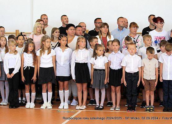 Grafika 8: Fotorelacja z uroczystego apelu z okazji rozpoczęcia roku szkolnego 2024/2025