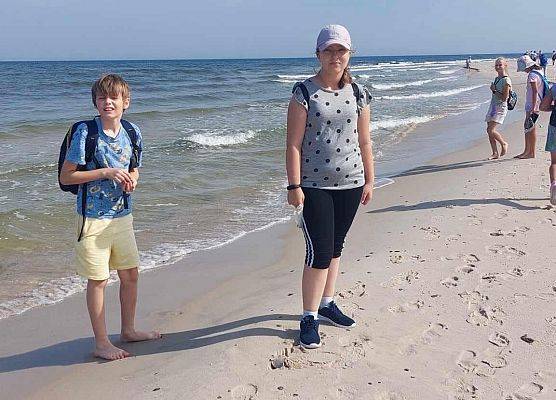 Grafika 31: Biwak kl. VA z lekcją geografii w tle