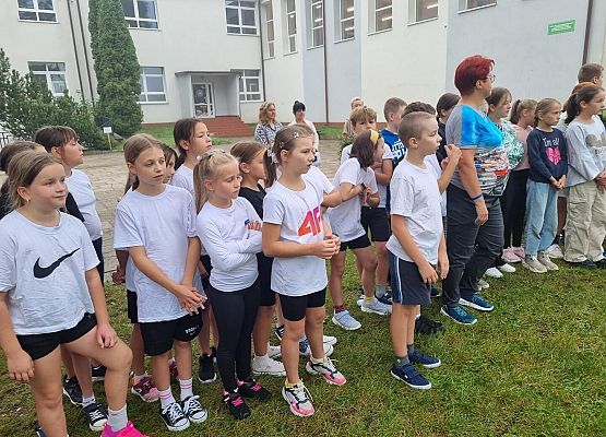 Grafika 4: Próbna ewakuacja w naszej szkole