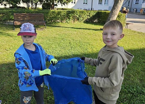 Grafika 35: Akcja Sprzątania Świata w naszej szkole