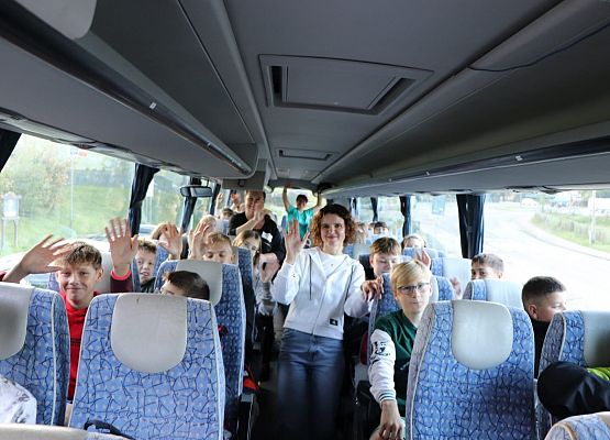 Grafika 3: Uczniowie klas VII-VIII SP Wicko wyruszyli na wycieczkę do Gdańska