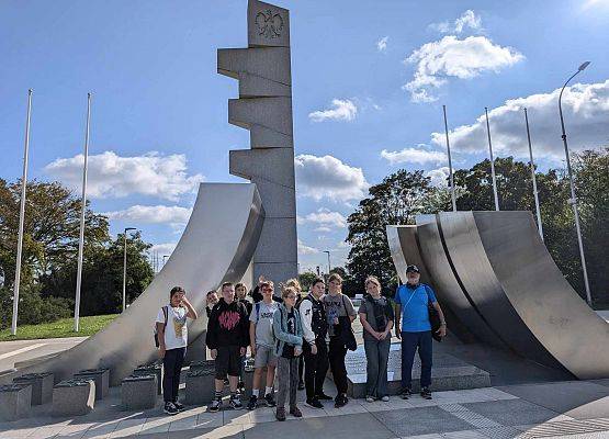 Grafika 7: Wycieczka kl. VIB do Gdyni