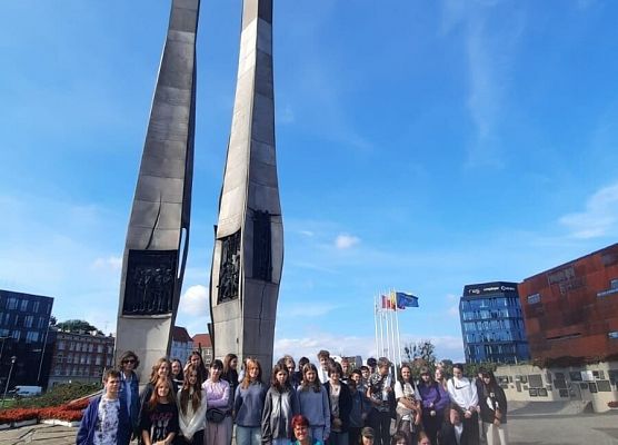 Grafika 5: Fotorelacja z Gdańska z wycieczki starszych uczniów SP Wicko - nasi "podróżują z klasą"