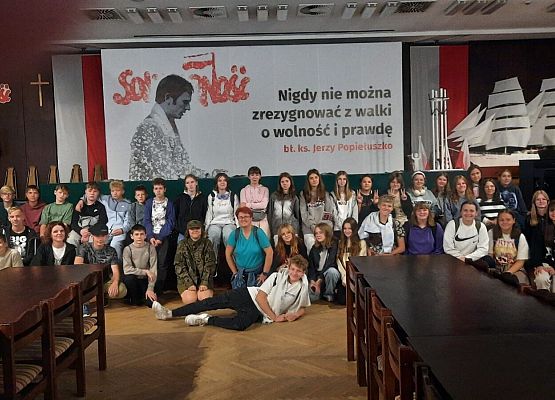 Grafika 8: Fotorelacja z Gdańska z wycieczki starszych uczniów SP Wicko - nasi "podróżują z klasą"