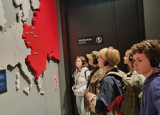 Grafika 11: Fotorelacja z Gdańska z wycieczki starszych uczniów SP Wicko - nasi "podróżują z klasą"