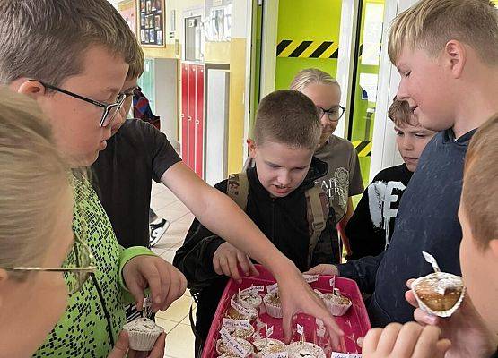 Grafika 8: Trwa kampania wyborcza do Samorządu Uczniowskiego