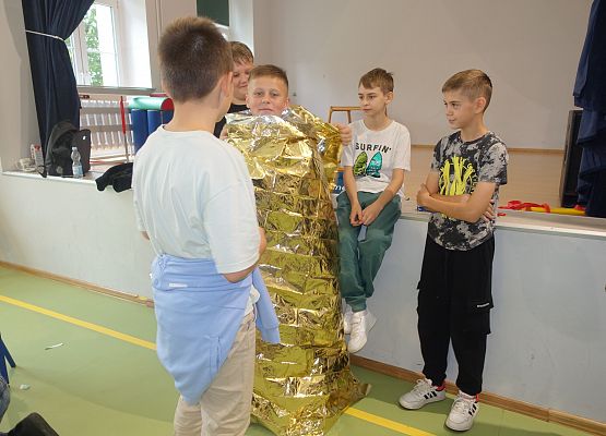 Grafika 24: Szkolenie z zakresu pierwszej pomocy przedmedycznej dla kl. IV-VI