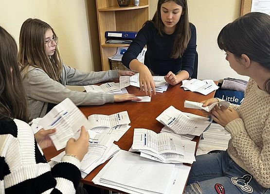 Grafika 5: Ogłoszenie wyników wyborów do Zarządu Samorządu Uczniowskiego