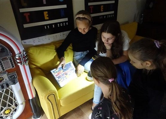 Grafika 13: Dni "nocnego czytania" w naszej bibliotece