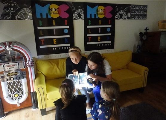 Grafika 17: Dni "nocnego czytania" w naszej bibliotece