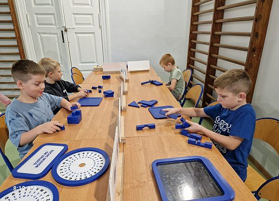 Grafika 25: Naukobus z Warszawy zawitał do szkoły w Wicku!