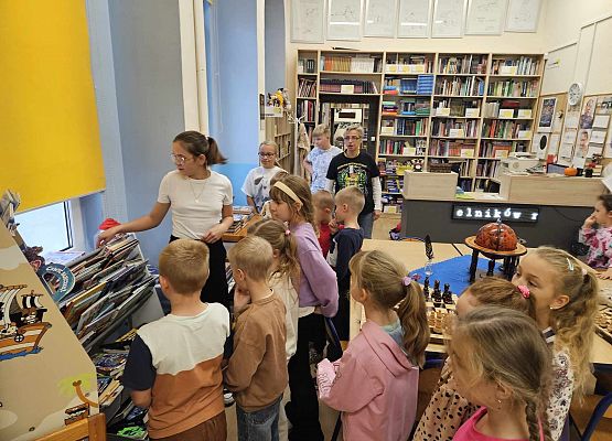 Grafika 16: Ślubowanie uczniów klas pierwszych na czytelników naszej biblioteki
