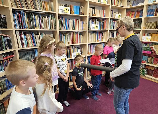 Grafika 19: Ślubowanie uczniów klas pierwszych na czytelników naszej biblioteki