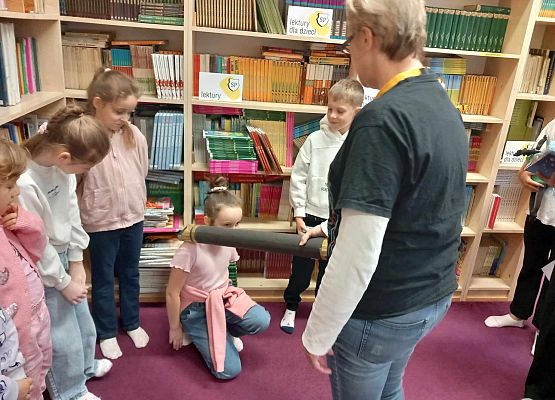 Grafika 50: Ślubowanie uczniów klas pierwszych na czytelników naszej biblioteki