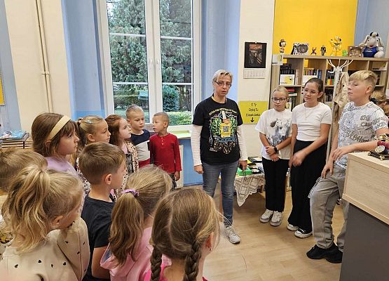 Grafika 27: Ślubowanie uczniów klas pierwszych na czytelników naszej biblioteki