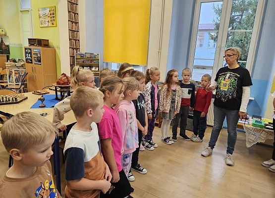 Grafika 30: Ślubowanie uczniów klas pierwszych na czytelników naszej biblioteki