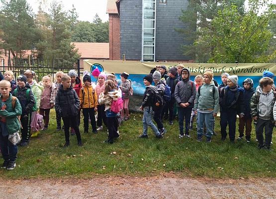 Grafika 20: Wycieczka  klas I-III do Muzeum Słowińskiego Parku Narodowego w Czołpinie