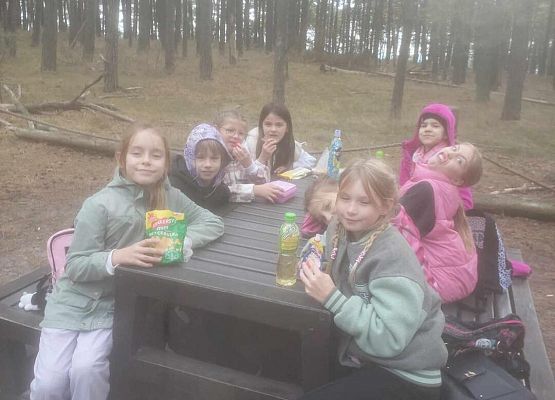 Grafika 40: Wycieczka  klas I-III do Muzeum Słowińskiego Parku Narodowego w Czołpinie