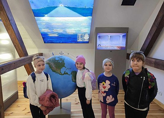 Grafika 52: Wycieczka  klas I-III do Muzeum Słowińskiego Parku Narodowego w Czołpinie