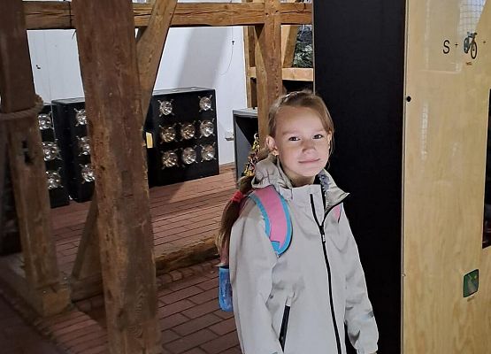 Grafika 60: Wycieczka  klas I-III do Muzeum Słowińskiego Parku Narodowego w Czołpinie