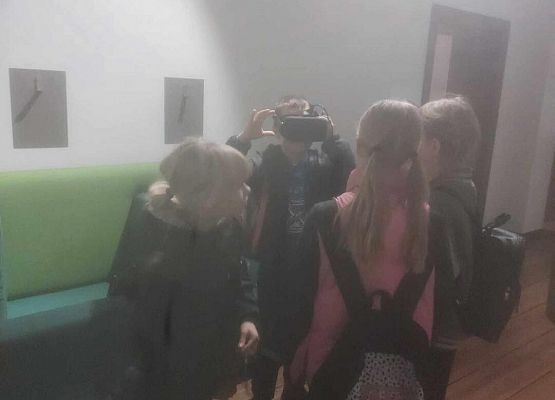 Grafika 67: Wycieczka  klas I-III do Muzeum Słowińskiego Parku Narodowego w Czołpinie