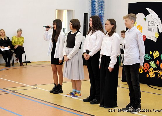 Grafika 6: Uroczyste obchody z okazji Dnia Edukacji Narodowej w naszej szkole