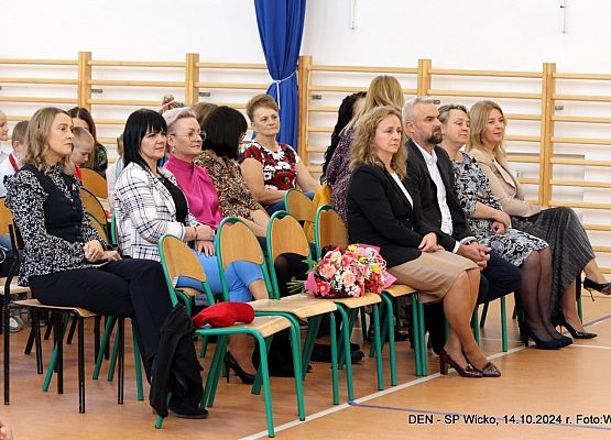 Grafika 17: Uroczyste obchody z okazji Dnia Edukacji Narodowej w naszej szkole