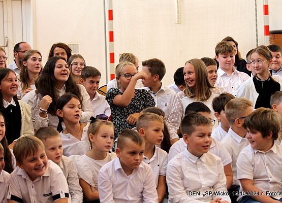 Grafika 47: Uroczyste obchody z okazji Dnia Edukacji Narodowej w naszej szkole