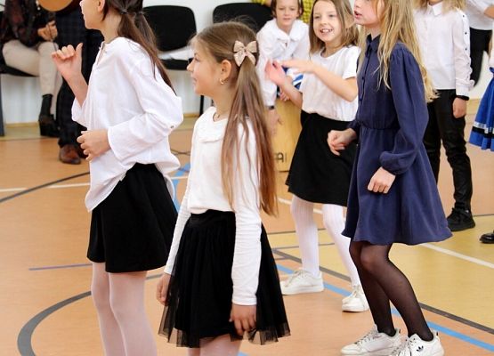 Grafika 57: Uroczyste obchody z okazji Dnia Edukacji Narodowej w naszej szkole