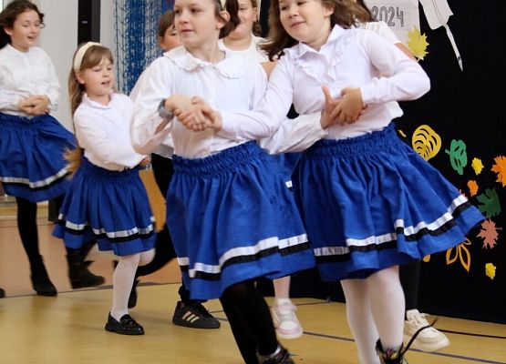 Grafika 62: Uroczyste obchody z okazji Dnia Edukacji Narodowej w naszej szkole