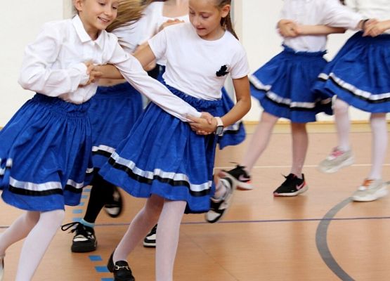 Grafika 63: Uroczyste obchody z okazji Dnia Edukacji Narodowej w naszej szkole