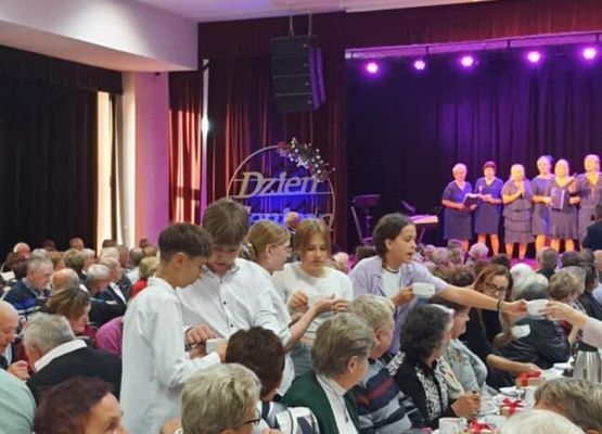 Grafika 4: Podziękowanie dla naszych wolontariuszy przy organizacji Dnia Seniora w GOKiS-ie w Wicku