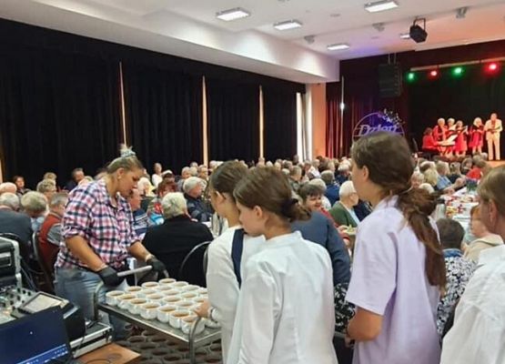 Grafika 12: Podziękowanie dla naszych wolontariuszy przy organizacji Dnia Seniora w GOKiS-ie w Wicku